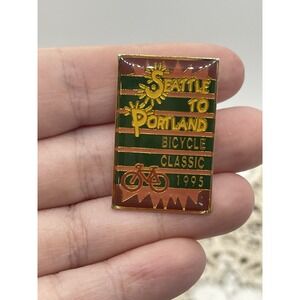 1995 Seattle To Portland STP Lapel Hat Pin - Bicycle Classic - Rare